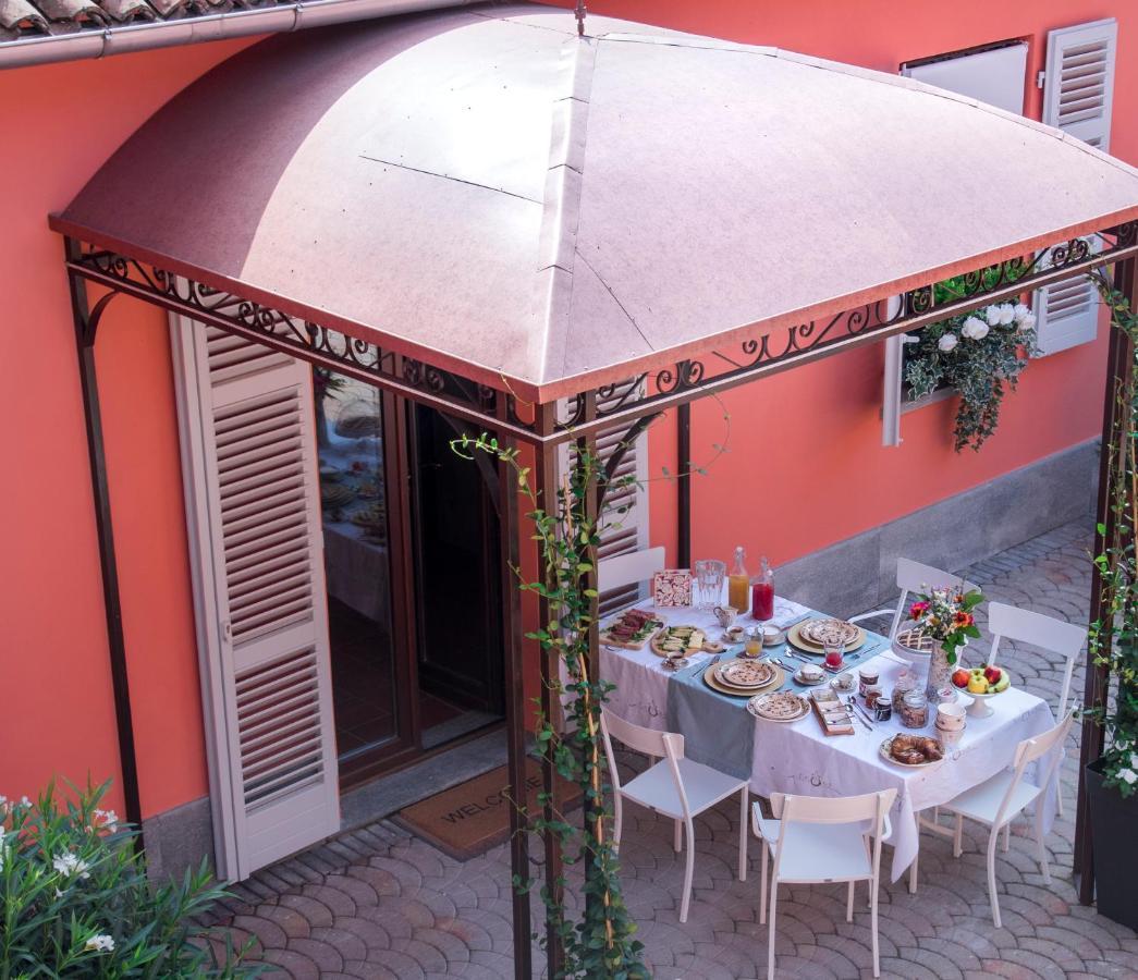 Appartamento Vacanze / Holiday Flat Farfalle&Rossobarbera Montegrosso d'Asti Exterior photo